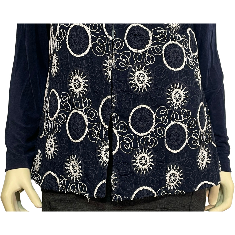 Chico's Travelers Sz 2 L 12-14 Open Cardigan Embroidered Slinky Knit Navy Blue - Picture 7 of 9